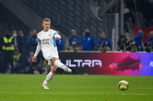 罗马诺：科莫中场引援有意马赛球员隆吉耶 佩罗内是另一选择