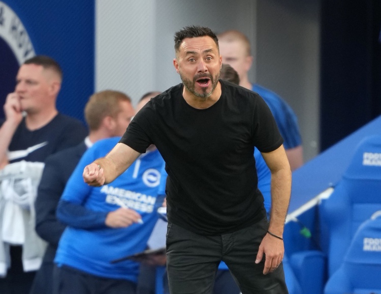 万博体育登陆-11打10被绝杀！马赛输球后德泽尔比和球员吵架，整个走廊都听得见