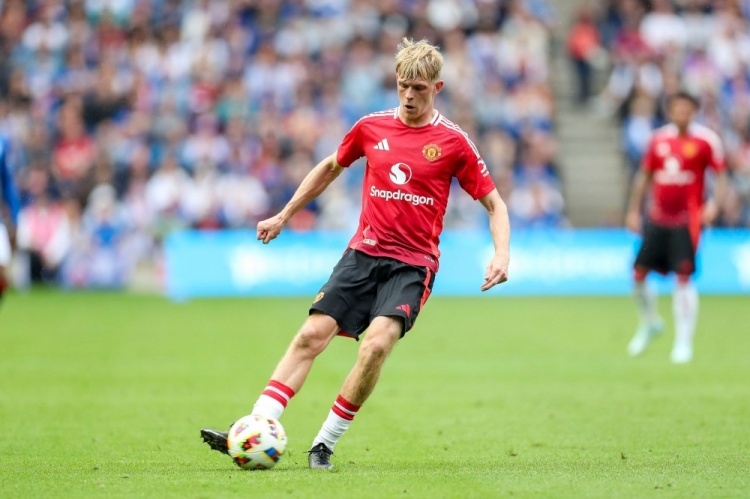 万博体育-罗马诺：赫尔城向曼联求租科利尔，但曼联要先确定临时主教练